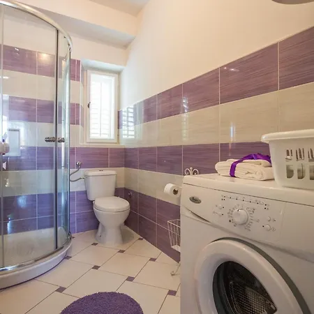 Gugily- Double With Shared Bathroom Ljubi Asta Appartement Dubrovnik