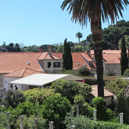 Apartman Gugily- Double With Shared Bathroom Ljubi Asta Dubrovnik