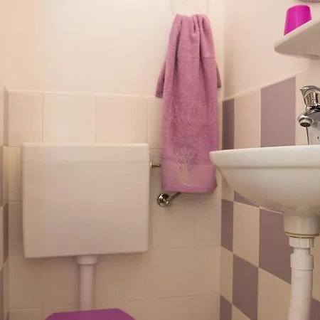 Gugily- Double With Shared Bathroom Ljubi Asta * Dubrovnik